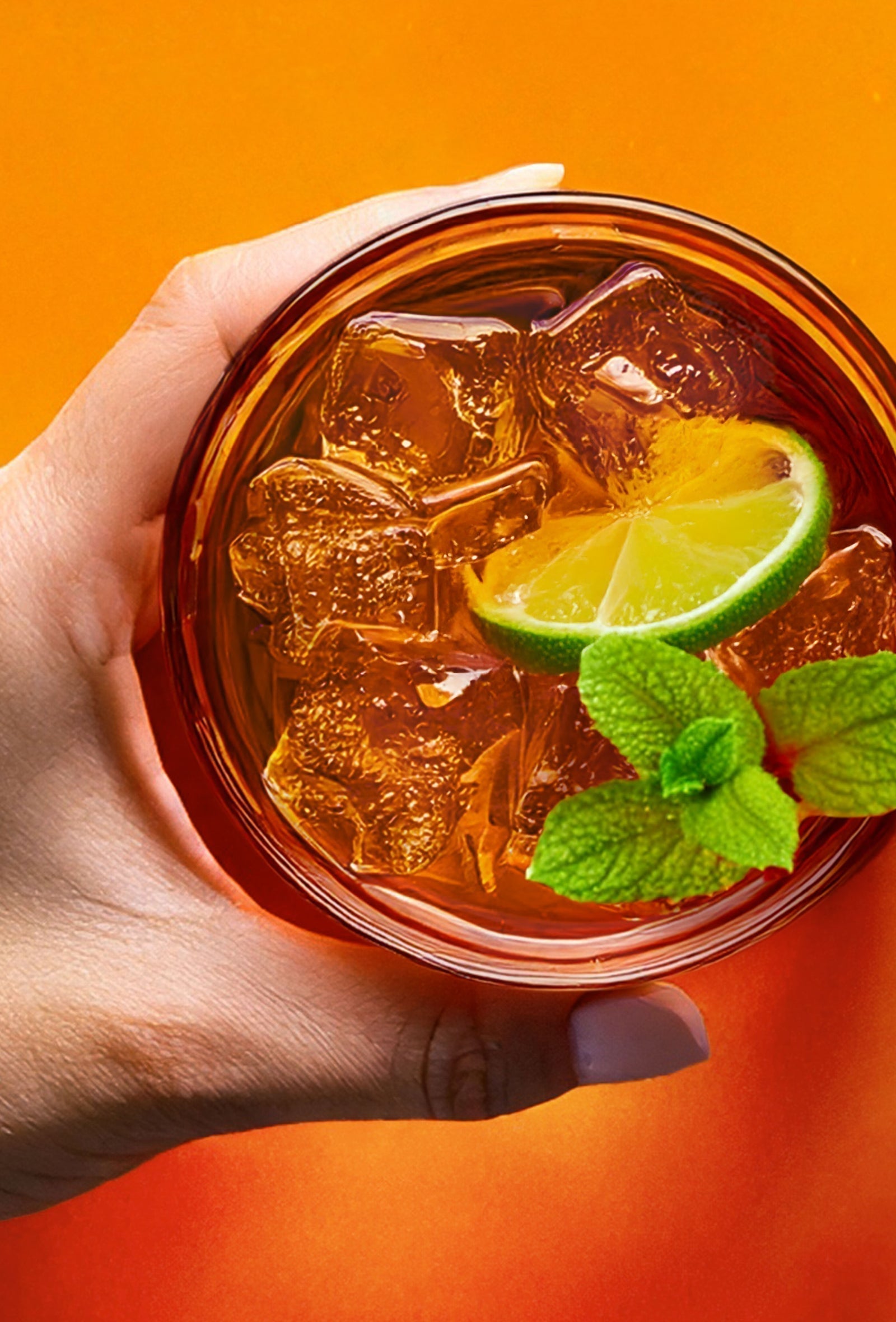 Cold Brew Eistee mit Kazi Yetu Ginger Mint Fusion